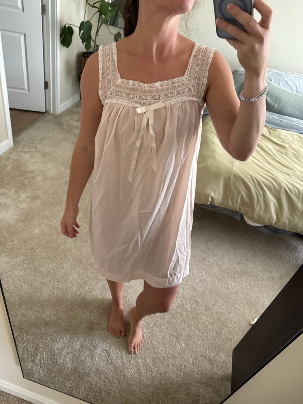 Vintage Komar Embroidered Pink Nightgown Size Small